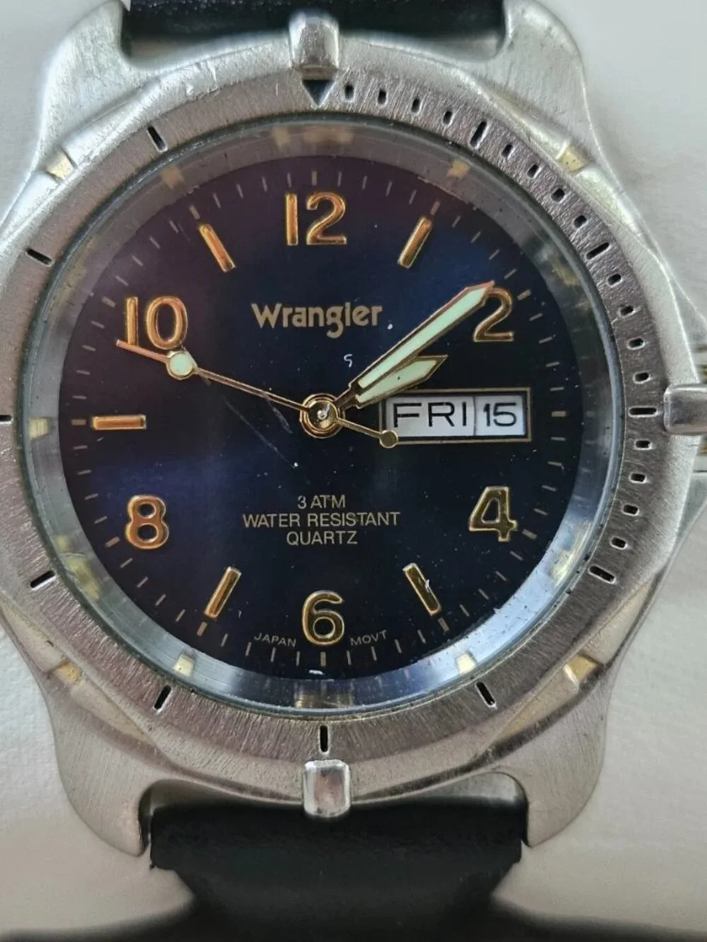 Vintage Wrangler Men Wristwatch Silver Tone Case Day/Date Calendar Quartz Watch